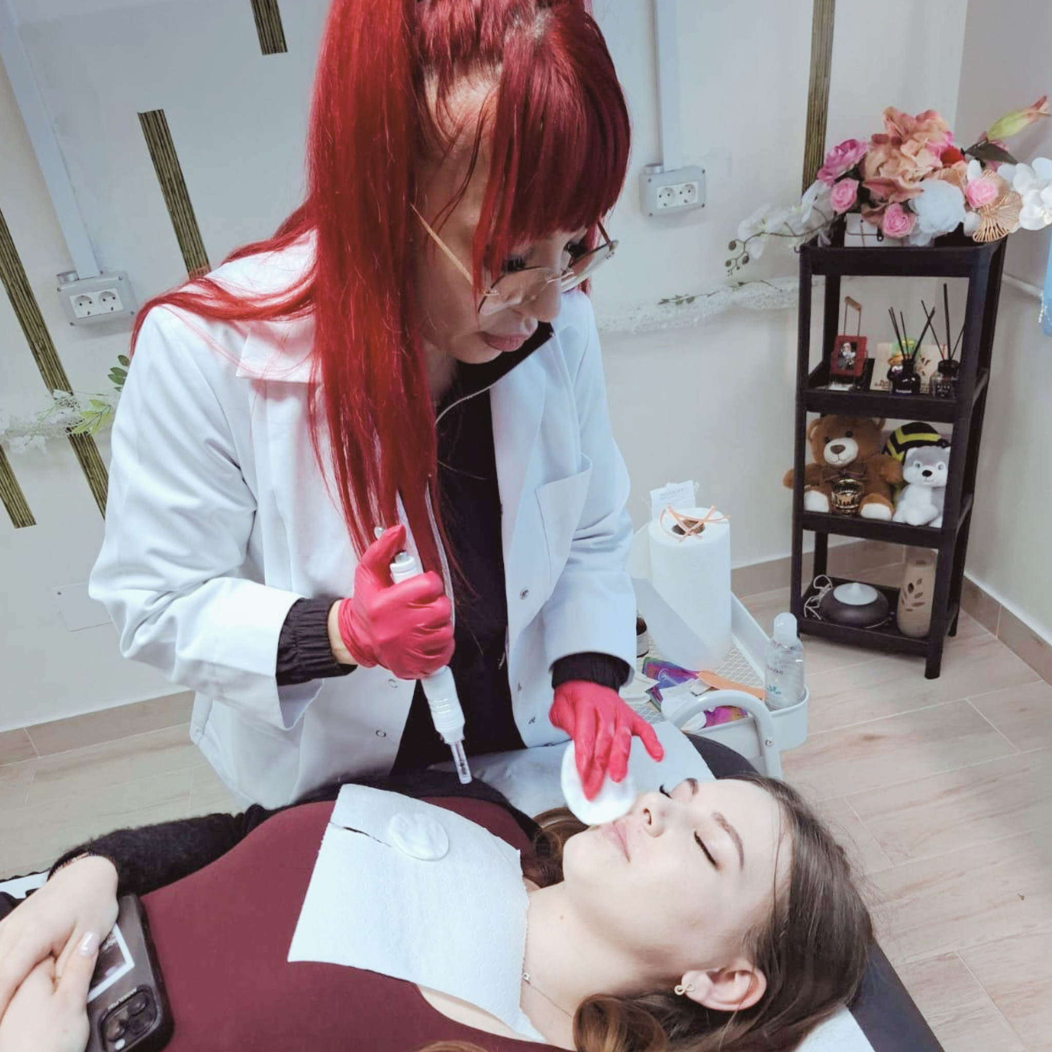 Tratamente Cosmetice Deva – tratament facial profesional la Diva Beauty Forever